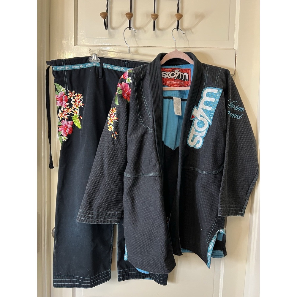Storm Kimonos Jiu Jitsu Eden Black F4 Gi Complete With Pants